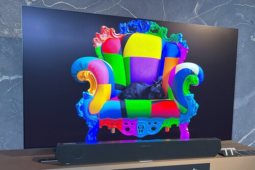 OLED S90D