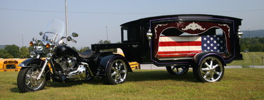 Esta empresa crea motos fúnebres para llevar los féretros de los más moteros hacia su última ruta