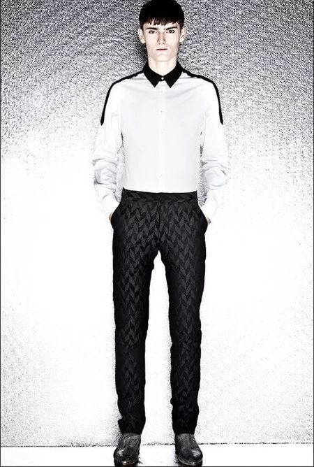 Miguel Antoinne otoño-invierno 2012/2013: elegancia de sartorial con toques muy glam