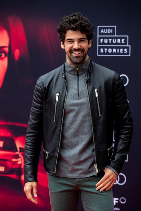 La alfombra roja de San Sebastián se llena de grandes looks con Álvaro Mel, los Javis y Miguel Angel Muñoz
