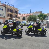 La persecución más surrealista ha pasado en Tarragona: un motorista en minifalda y con el trasero al aire se da a la fuga