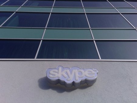 La fusión de Google o Facebook con Skype agita a las 'telefónicas' de toda la vida