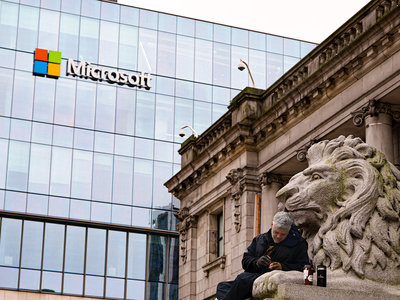 El presidente de una Microsoft que ama Linux admite lo equivocada que estaba la empresa en su antiguo odio por el open source
