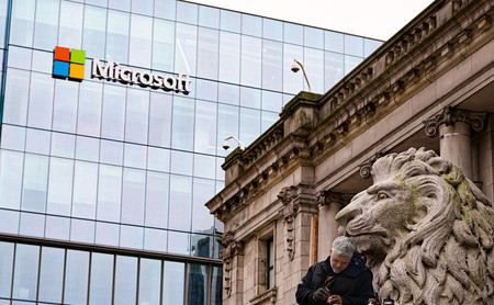 El presidente de una Microsoft que ama Linux admite lo equivocada que estaba la empresa en su antiguo odio por el open source