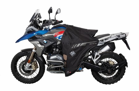 Tucano Urbano Gaucho Pro: una manta para llegar seco, limpio y sin frío al trabajo en tu BMW R 1200 GS