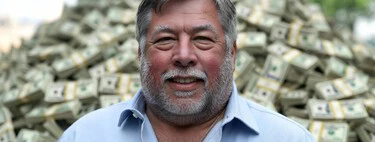 El cofundador de Apple lleva 30 años con una cómica tradición al pagar con sus propios billetes personalizados de dos dólares 