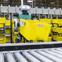 Robots humanoides que te llevan el pedido de Amazon a la puerta de tu casa: así está cambiando para siempre la logística del transporte de última milla con la IA