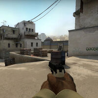 Hace más de 10 años que alguien recreó el mapa de Dust 2 de Counter Strike en la vida real y parece que todavía sigue en pie