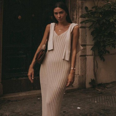 Lidl vende los vestidos minimalistas más elegantes y versátiles para este septiembre por menos de 9 euros 