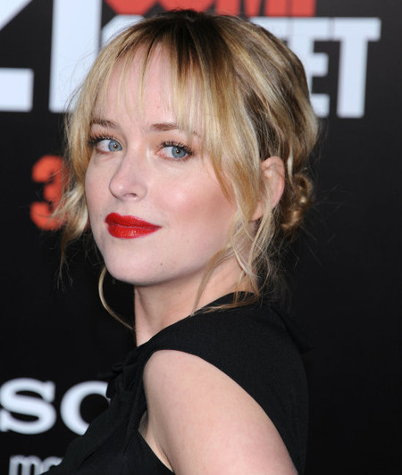 Espera espera... ¿que Dakota Johnson qué? ¿Que está con quién?