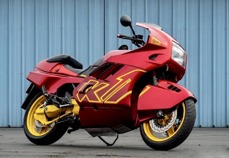 BMW K1