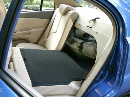 Kia Rio Asiento Abatido