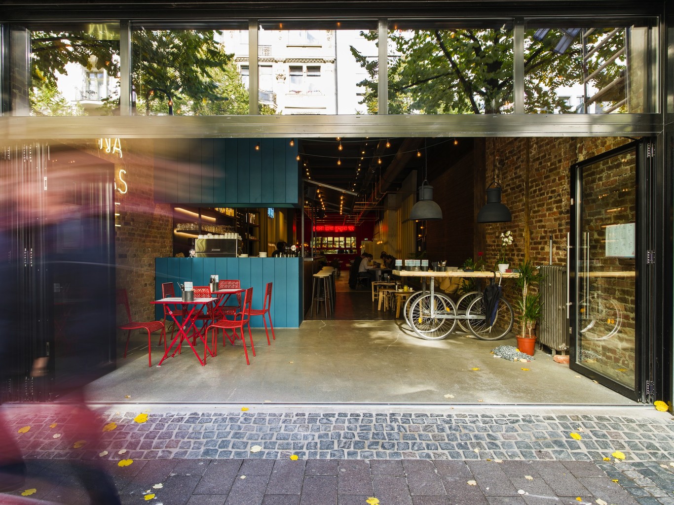 De estilo urbano asiático, así de curioso es el restaurante eatDOORI en