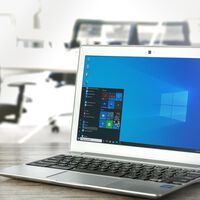Microsoft está insistiendo con instalar Windows 11 incluso en equipos que no son compatibles. Y ya está causando enfados 