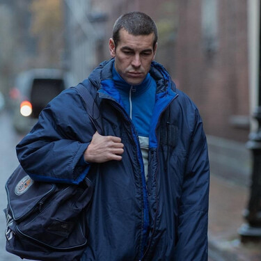 Muy Lejos 2025 Mario Casas