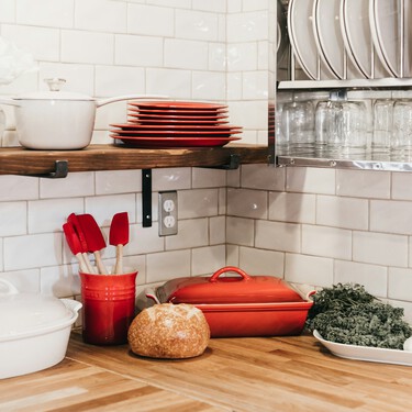 Las rebajas de El Corte Inglés dejan por tan solo 15 euros esta bandeja de horno de Le Creuset en su clásico color volcánico 
