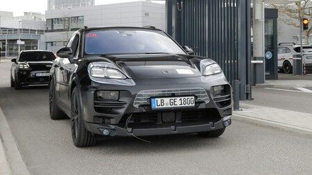 Porsche Macan EV