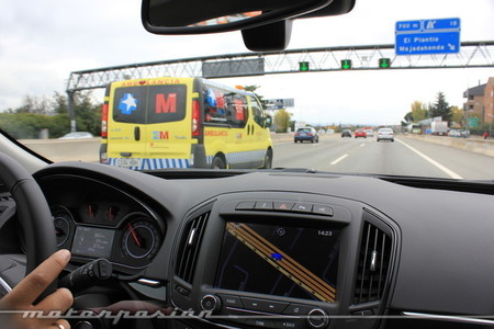 Opel Insignia, al volante