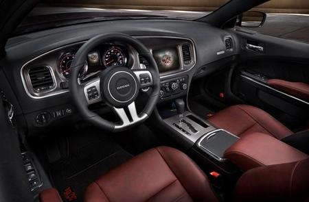 Dodge Charger y Challenger 100 Aniversario