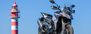 Revolución china: motos de tres cilindros con cambio copiado a lo Yamaha. Benelli y QJMotor quieren comerse el mercado 