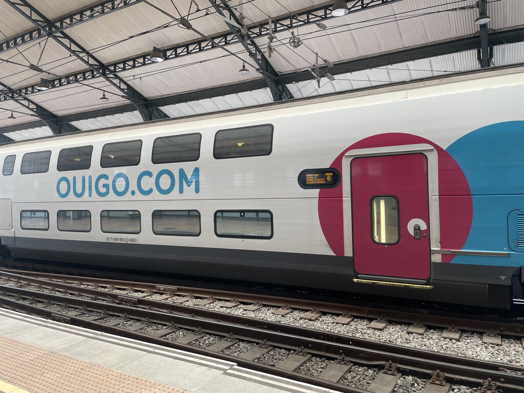 Valladolid, Segovia y la realidad de la alta velocidad low cost: Ouigo abandona la línea entre semana por su baja demanda 