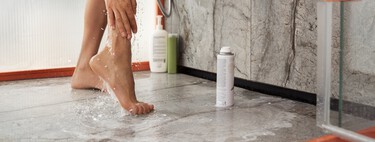 Si tu ducha desprende malos olores, prueba el truco del vinagre antes de comprar un desatascador