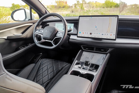 BYD Sealion 7 interior