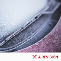 Ni con agua caliente ni con un rascador, este es el truco más barato, rápido y efectivo para quitar hielo del parabrisas 