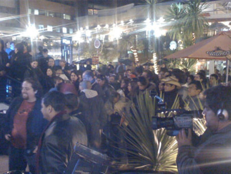 Fila esperando el iPhone 3G