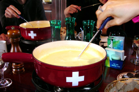 Cómo hacer una fondue de queso perfecta