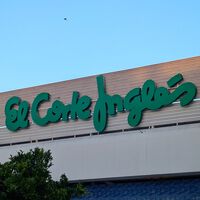 El Corte Inglés liquida las zapatillas Skechers ideales para caminar a diario y las deja a precio de outlet