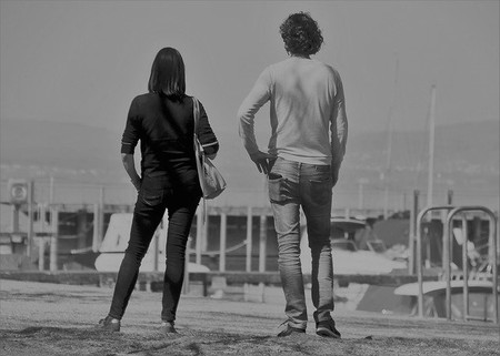 Jóvenes y mayores, siguen buscando un futuro laboral fuera de España