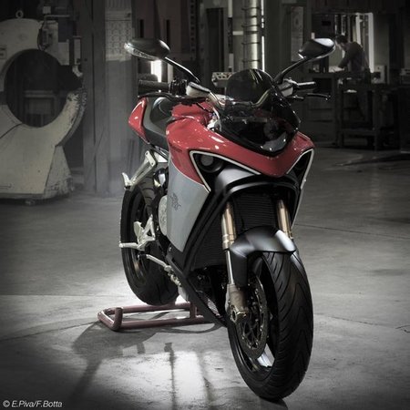 MV Agusta Tricruiser