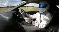 El Nissan GT-R en Top Gear conducido por The Stig, ¿se puede pedir más?