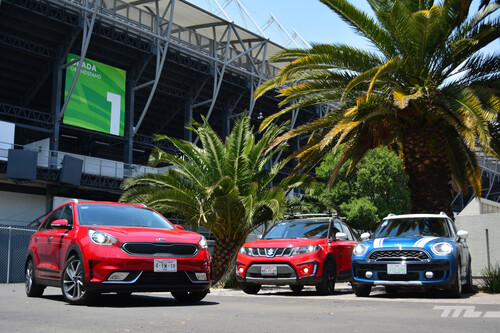 KIA Niro vs. Suzuki Vitara vs. MINI Countryman:  ¿Cuál cuesta menos luego de 100 km... o 5 años?