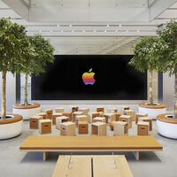 Apple lleva desde San Valentín ocultando el interior de su tienda de Barcelona. Ya hay fecha para salir de dudas sobre el secreto que guardan estas obras