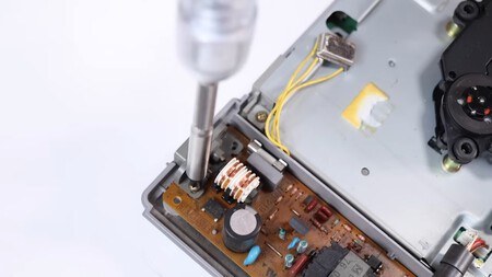 Un Jugador Transformo Una Ps1 Original En Una Consola De Nueva Generacion Una Proeza De La Ingenieria Con Hdmi Y Controles Inalambricos Incluidos