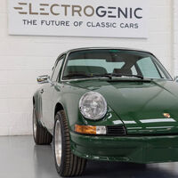 ¡Al rico retrofit! El legendario Porsche 911 Serie G se convierte en un eléctrico que le moja la oreja al Taycan