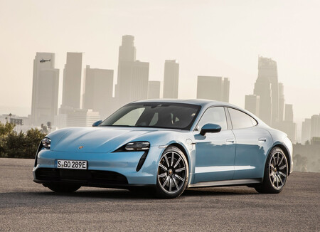 El Porsche Taycan estrena sus versiones más accesibles en México, ahora desde 402 hp