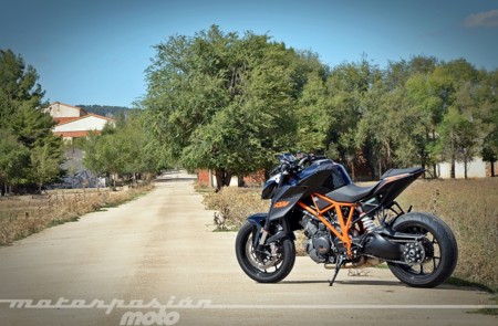 Ktm 1290 Super Duke R026