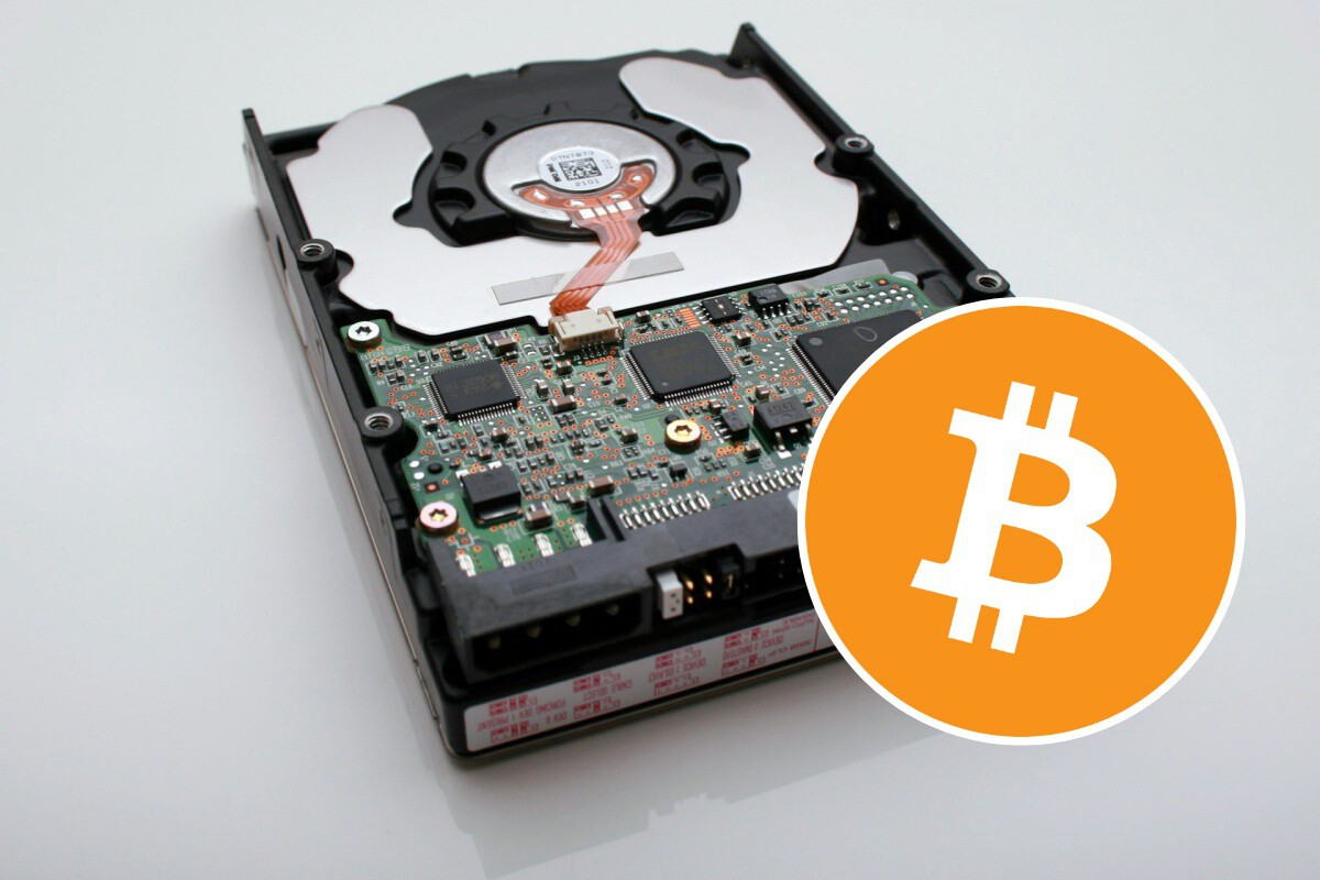 Después de 12 años de intentos frustrados, el hombre que tiró un disco duro  con 742 millones de euros en Bitcoin se ve obligado a rendirse
