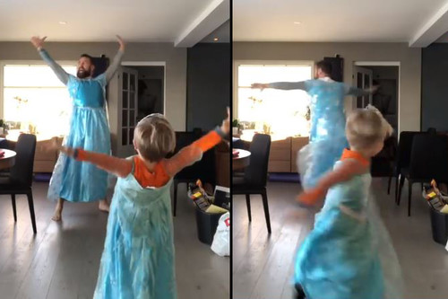 El divertido vídeo viral de un baile entre padre e hijo, al ritmo de la canción de 'Frozen' y disfrazados como Elsa