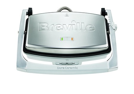 Por 39,90 euros tenemos esta sandwichera tipo panini con revestimiento DuraCeramic Breville VST071X en Amazon