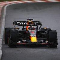 Max Verstappen también hace la pole en lluvia, Nico Hülkenberg sorprende a Fernando Alonso y Ferrari la lía