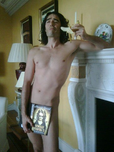 Russell Brand, un literato en pelota picada