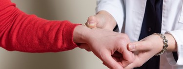 Así es el anticonceptivo más novedoso: un parche con microajugas de auto-administración que ofrecería acción prolongada 