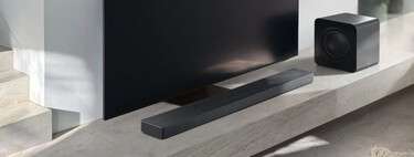 Que la barra de sonido suene con poco volumen es por una razón muy tonta: un ajuste lo recorta, pero se corrige de forma simple 