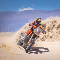¡12 segundos! Kevin Benavides gana su primera etapa de 2023 para comprimir al máximo el Dakar antes del último día 
