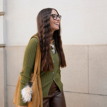 No son zapatillas: el nuevo lanzamiento de Adidas son unos mocasines híper cómodos que se agotarán muy pronto 