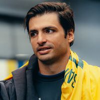 Carlos Sainz podría volver a Ferrari. En Maranello le están tanteando como sustituto de Lewis Hamilton en la F1